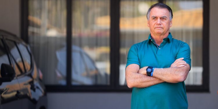 STF mantém prisão preventiva de Jair Bolsonaro por unanimidade