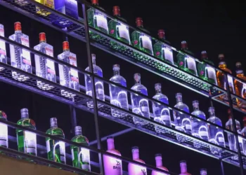 Brasil registra 29 casos confirmados de intoxicação por metanol após consumo de bebidas adulteradas