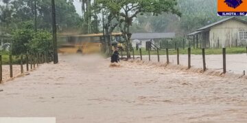 Temporais atingem norte de Santa Catarina e provocam alagamentos