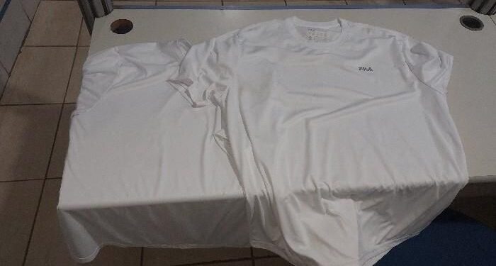 Homem é detido após tentar furtar camisas em loja da Havan, em Porto Velho