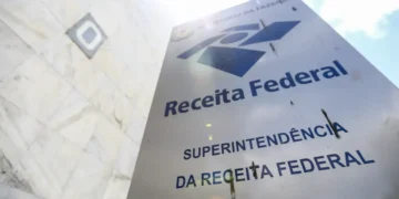 Receita nega taxação de transações financeiras a partir de R$ 5 mil