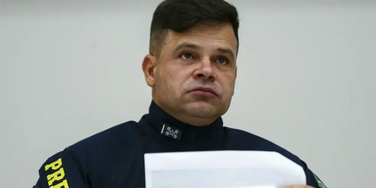 Ex-diretor da Polícia Rodoviária Federal é preso no Paraguai